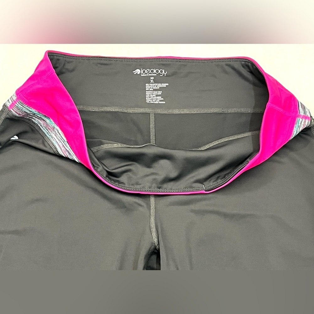 Ideology Women's Black and Pink Athletic Capri Poly/Spandex Blend Leggings XL - Picture 5 of 14